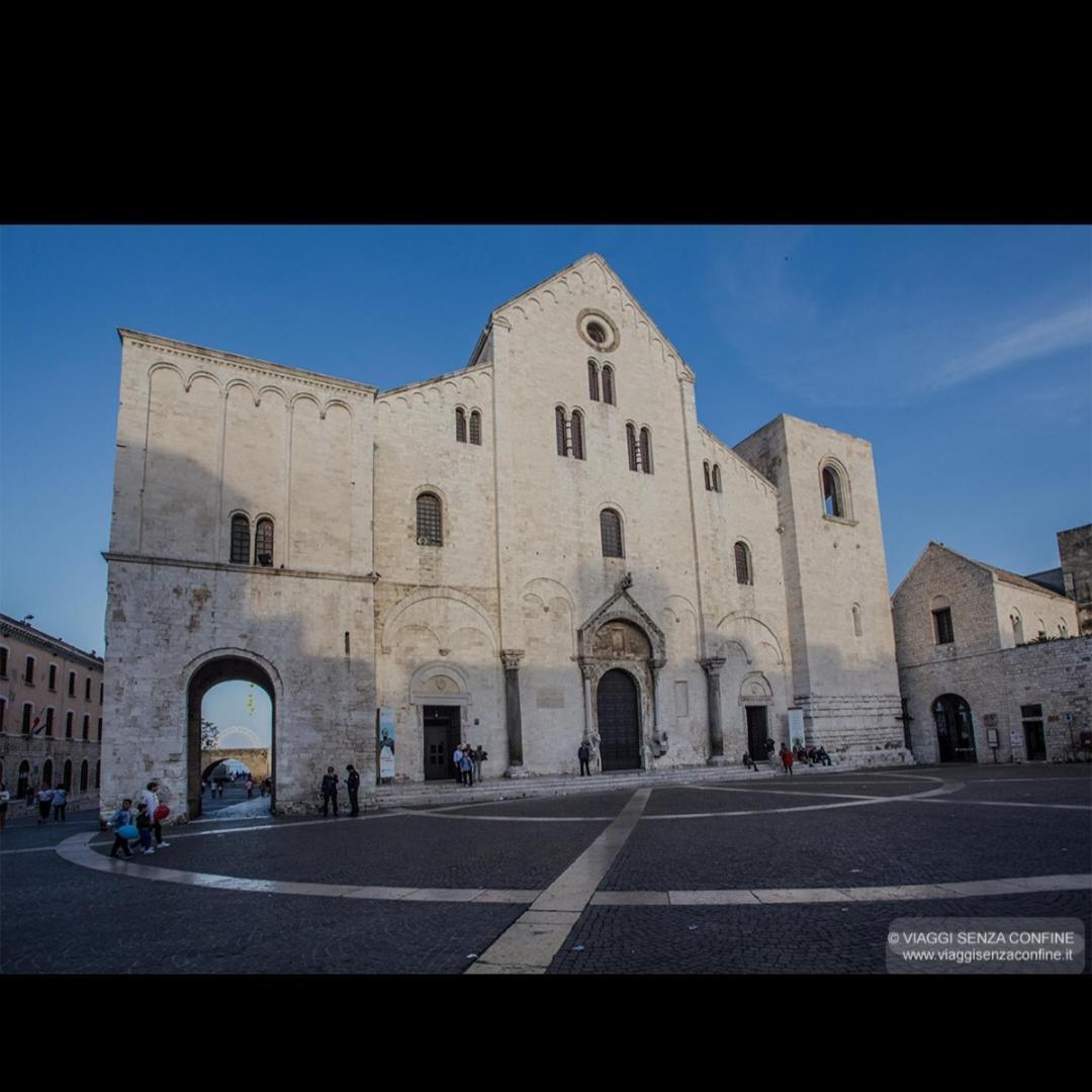 Casa Vacanze Manthy Posizione Centrale Bari Exterior foto